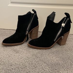 Dolce vita suede Ankle boots